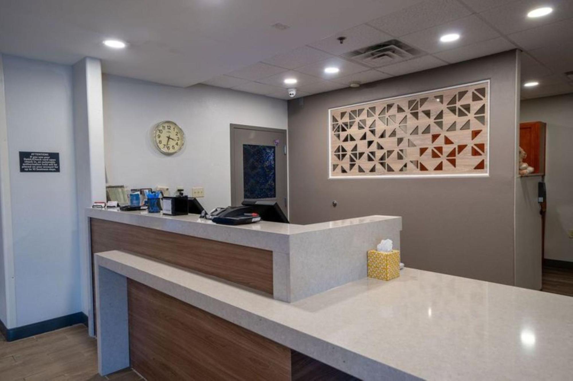 Candlewood Suites Baytown By Ihg Exterior foto