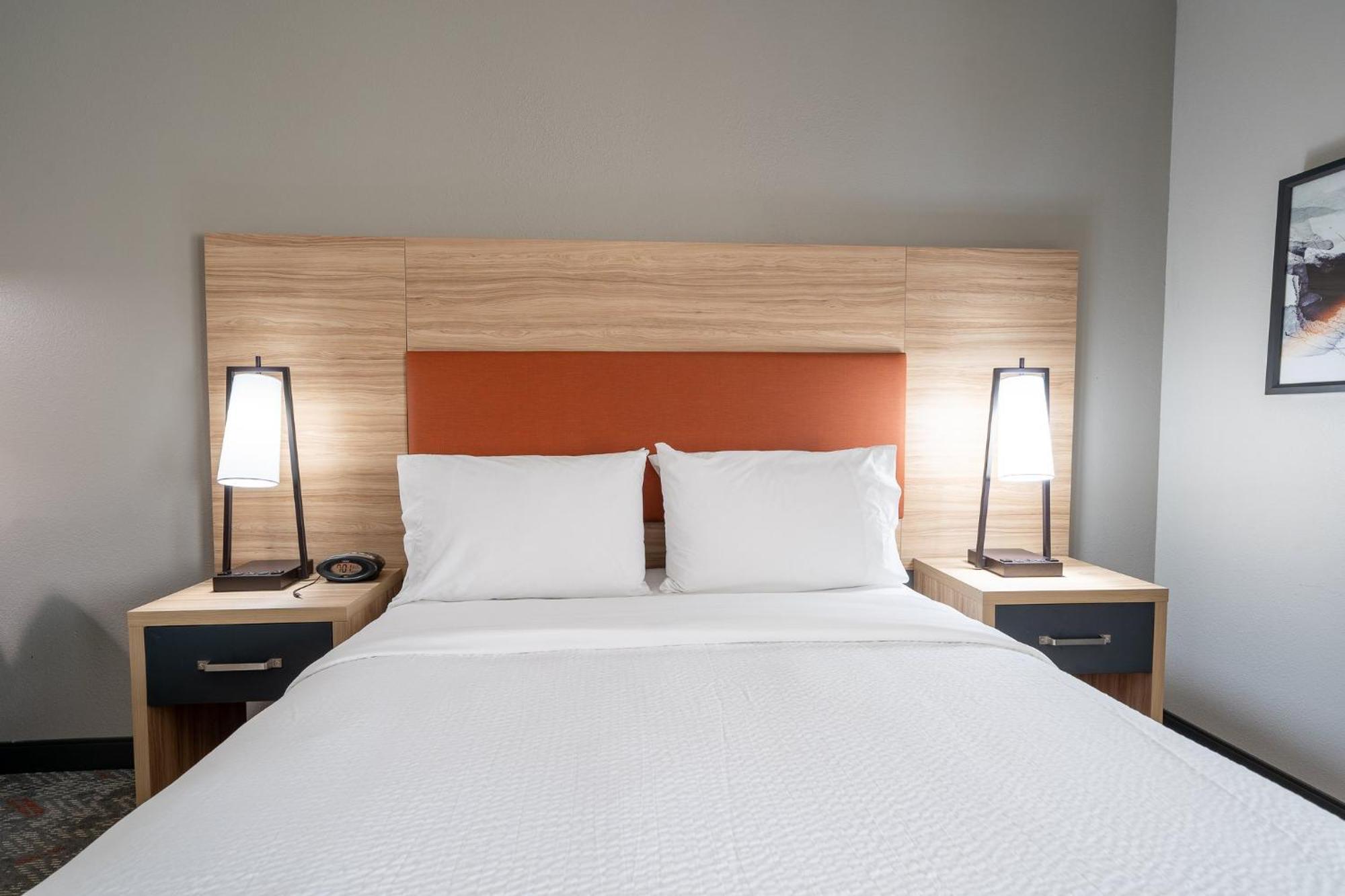 Candlewood Suites Baytown By Ihg Exterior foto