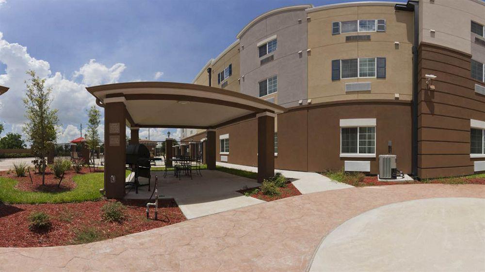 Candlewood Suites Baytown By Ihg Exterior foto